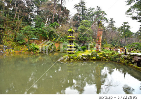 冬の兼六園 冬の兼六園 57222995