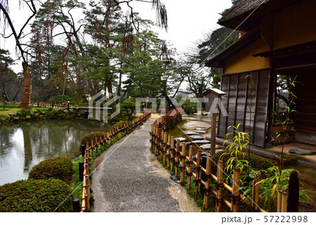 冬の兼六園 冬の兼六園 57222998