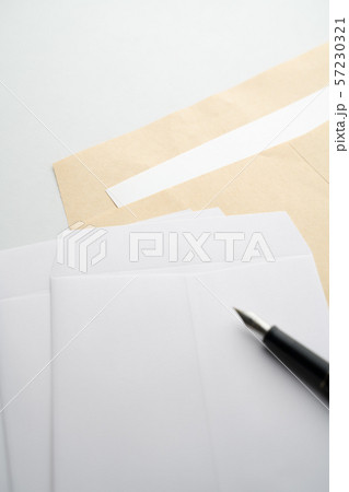書類 書類 57230321