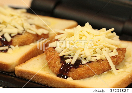 ホットサンド　サンドイッチ 57231327