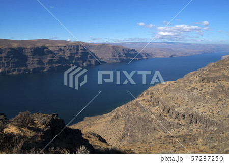 断崖 崖 空 57237250