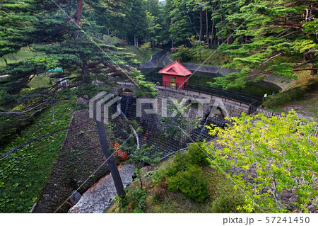 【青森県・国指定重要文化財】旧大湊水源地水道施設 沈澄池堰堤 57241450