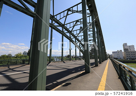 旭橋（北海道遺産）を様々な角度から撮る 57241916