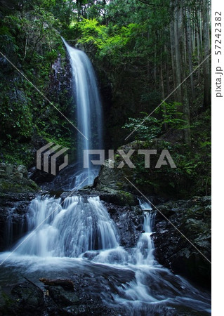 玉川峡 丹生の滝 和歌山県橋本市 玉川峡 丹生の滝 和歌山県橋本市 57242382