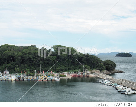 室津漁港の風景 57243208