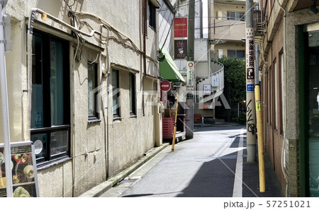 神楽坂の路地 神楽坂の路地 57251021