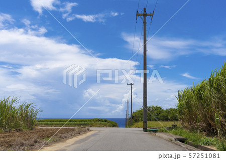 波照間の農村風景 57251081
