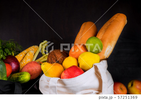 Fabric reusable bag with vegetables and fruit. 57251369