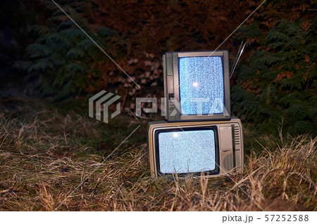 TV no signal in grass TV no signal in grass 57252588