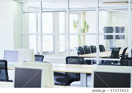 ビジネスシーン 57255423