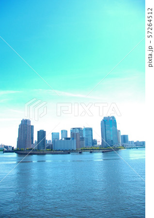 相生橋から望む高層ビル群の風景 57264512