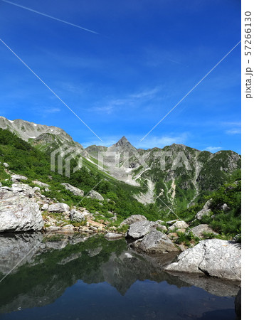 天狗池と槍ヶ岳 57266130
