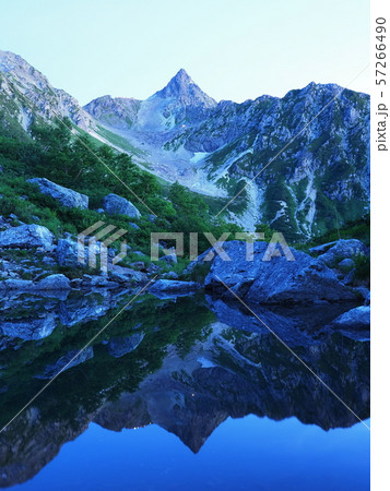 槍と星 槍と星 57266490