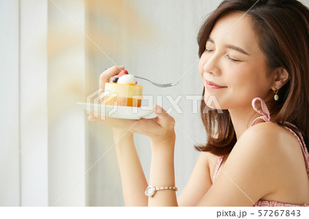 女性 ライフスタイル 女性 ライフスタイル 57267843