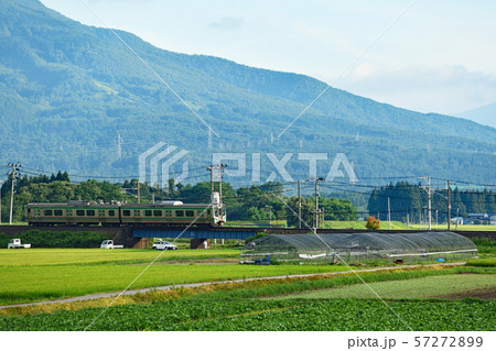 磐越西線の旅　猪苗代湖畔　田園地帯 57272899