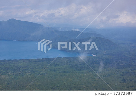 北海道 樽前山頂上からの支笏湖とモーラップ 北海道 樽前山頂上からの支笏湖とモーラップ 57272997