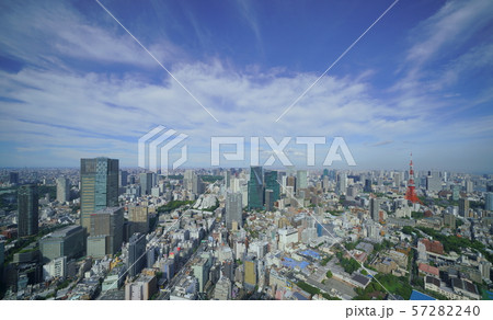 日本の東京都市景観　東京ミッドタウンなどを望む（台風一過で猛烈な暑さに）＝９日、午後 57282240