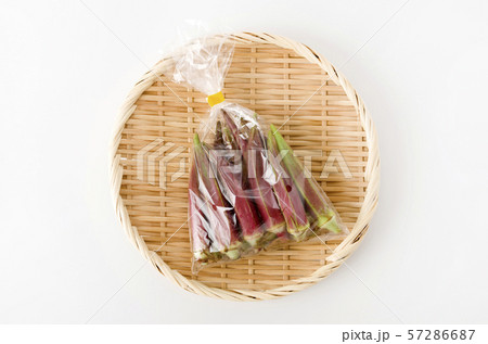 赤オクラ（袋入り） 57286687