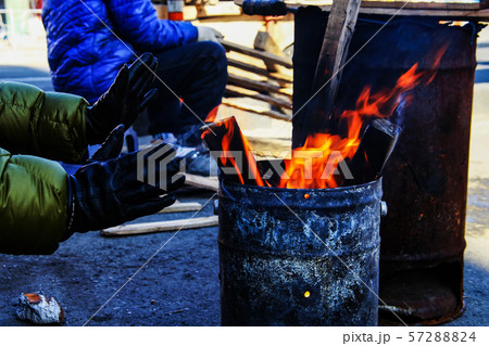 自然 風景 焚き火 57288824