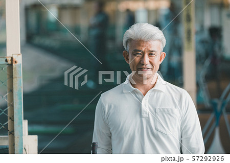 elderly elderly 57292926