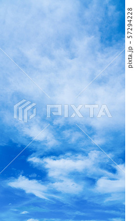 9月の空（縦） 57294228