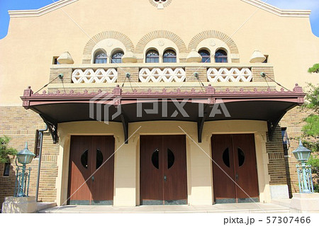 神戸女学院大学 57307466