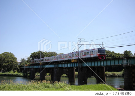 名鉄電車と陸橋 名鉄電車と陸橋 57349890