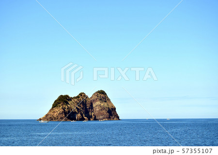 若狭湾　沓島（舞鶴市） 57355107