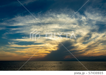 沼津港からの夕景 沼津港からの夕景 57430935