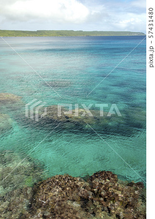 ニューカレドニア ロイヤルティ諸島 マレ島 ノード湾のサンゴ礁 ニューカレドニア ロイヤルティ諸島 マレ島 ノード湾のサンゴ礁 57431480