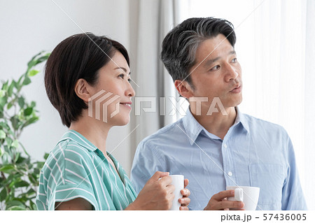 夫婦 ミドル 夫婦 ミドル 57436005