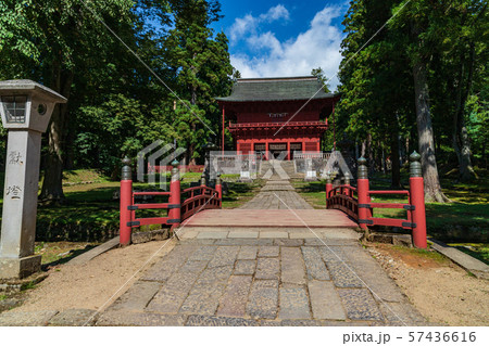 青森県　岩木山神社 57436616