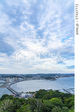 【神奈川県】江ノ島の街並み 57437772