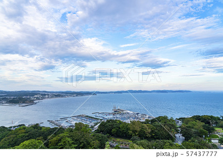 【神奈川県】江ノ島の街並み 57437777