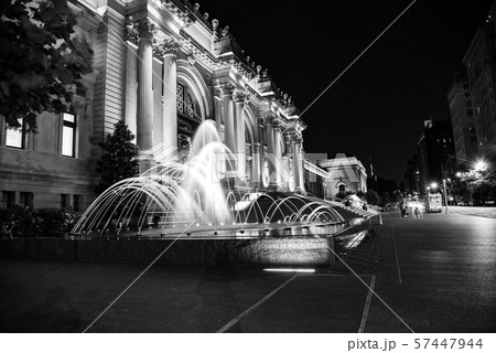 Water in movement in front of the MET Water in movement in front of the MET 57447944