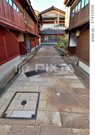 金沢市　ひがし茶屋街 57453936