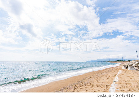 北海道の夏の海 木古内 みそぎ浜の風景 北海道の夏の海 木古内 みそぎ浜の風景 57454137