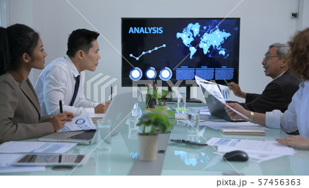 Business concept. Experts are introducing business 57456363