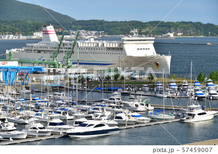 北海道小樽市のベイエリアの風景を撮影 北海道小樽市のベイエリアの風景を撮影 57459007