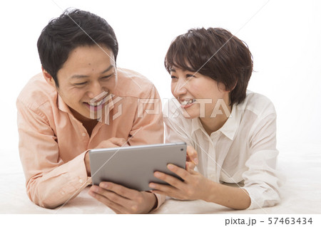 夫婦 カップル タブレット 夫婦 カップル タブレット 57463434