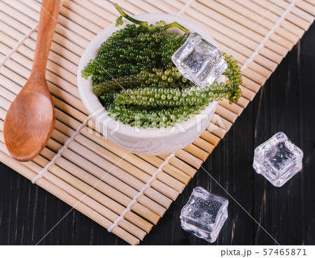 Sea grapes ( green caviar ) seaweed 57465871