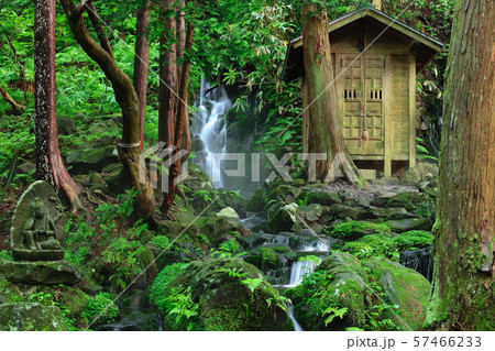 胴腹滝　山形県 57466233