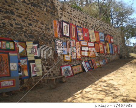 セネガルのゴレ島の街角 57467938