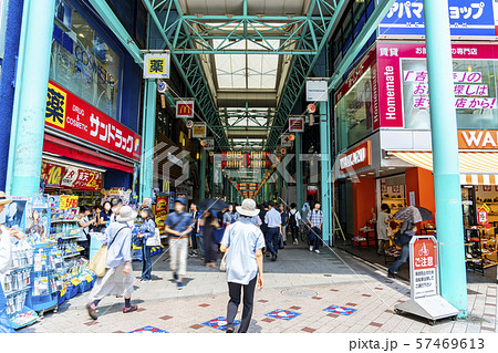 東京都 吉祥寺 サンロード商店街の写真素材