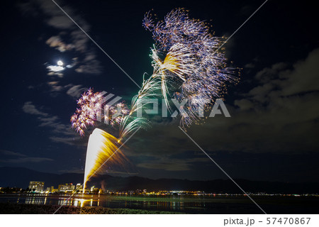 諏訪湖 全国新作花火競技大会 57470867