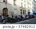 フランスの街並み 57482912