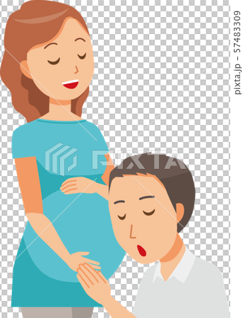 妊婦のお腹を触って胎動を感じている夫 57483309