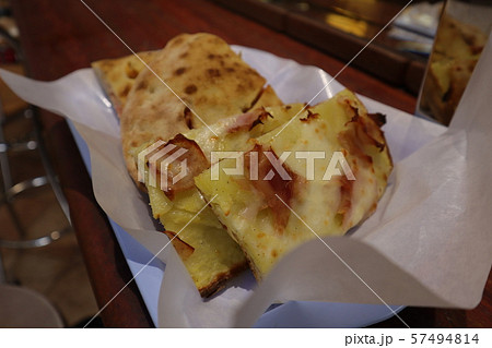 イタリアの軽食 57494814