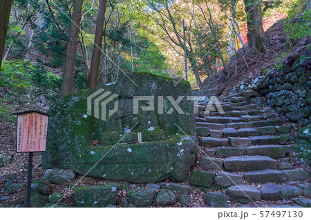 神奈川県伊勢原市 大山の登山道(女坂)の爪切り地蔵 57497130