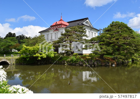 赤いドームの大宝館 57497817